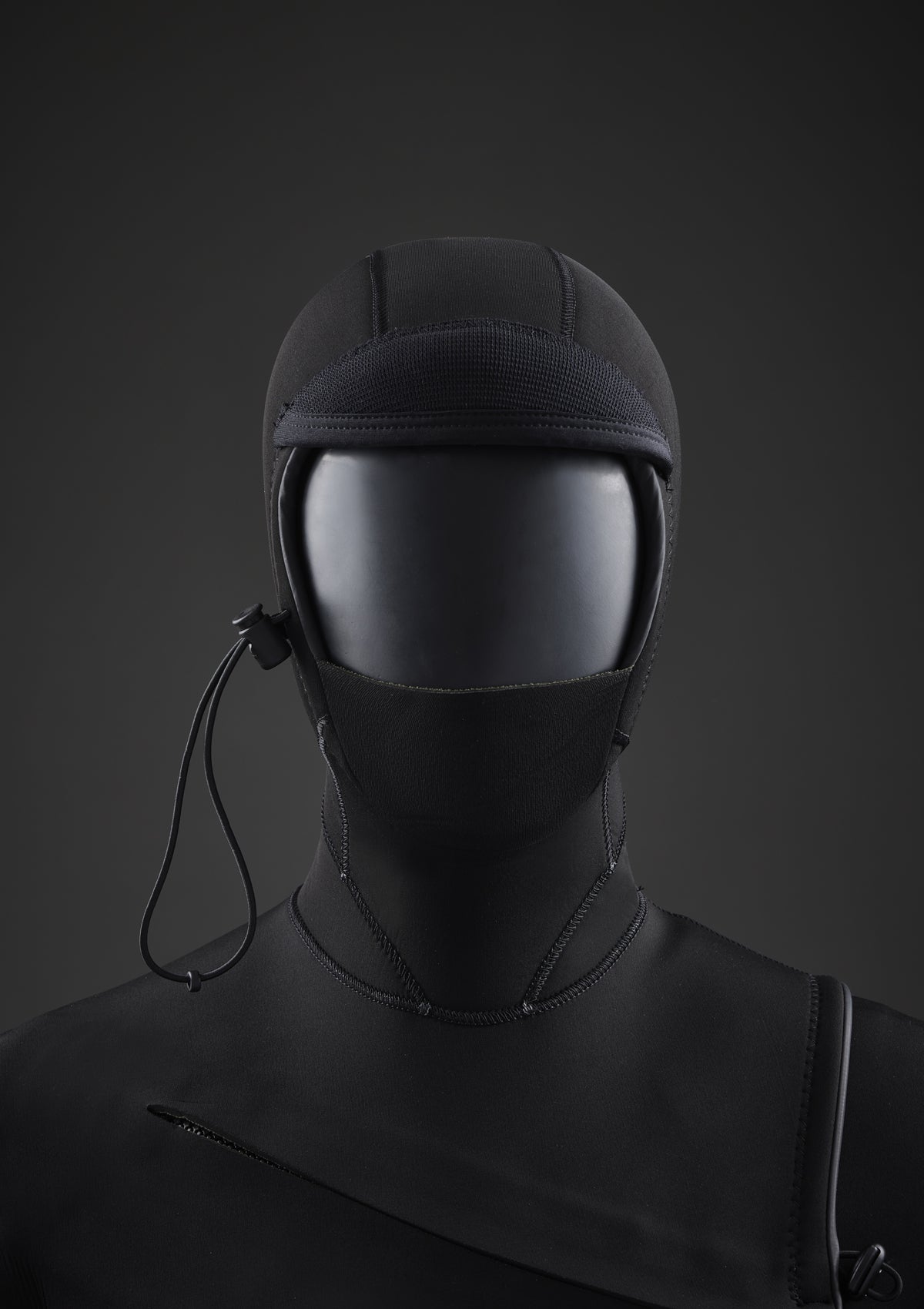 needessentials 6/4/3mmフード付き セミドライ　XLサイズ Mens 6/4/3mm Hooded Liquid Sealed Thermal Wetsuit